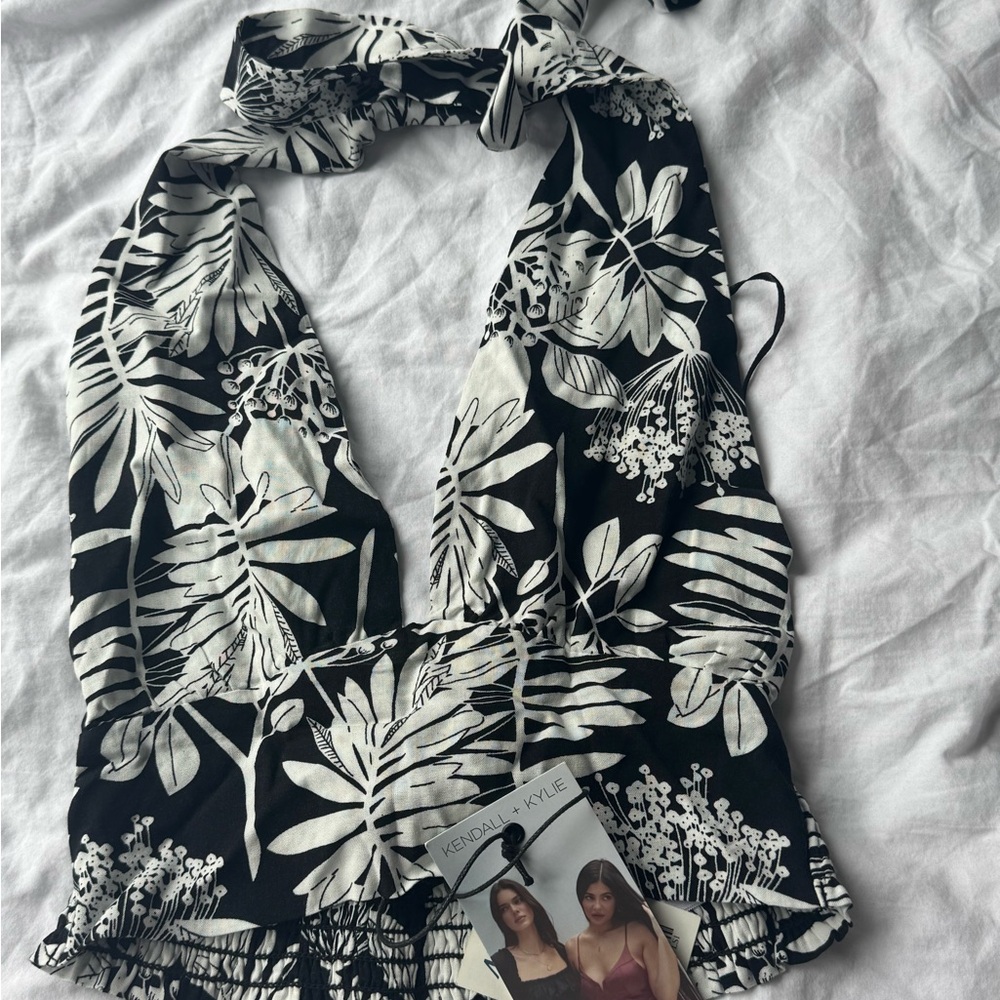Kendall & Kylie Black and White Floral Halter Top